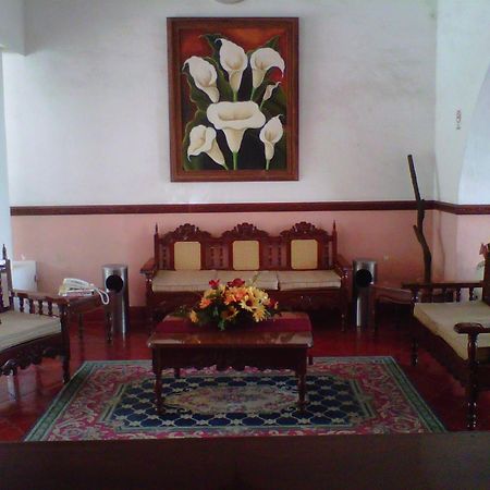 Hotel Zaci วัลลาโดลิด ภายนอก รูปภาพ