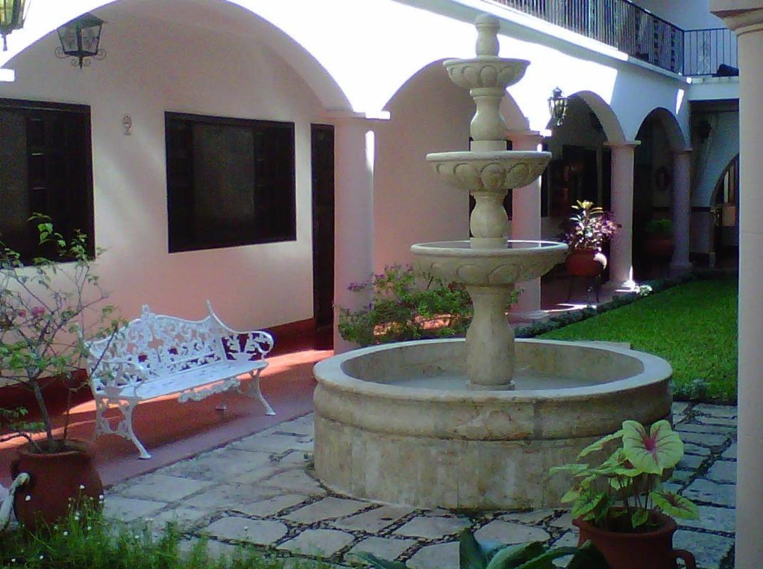 Hotel Zaci วัลลาโดลิด ภายนอก รูปภาพ