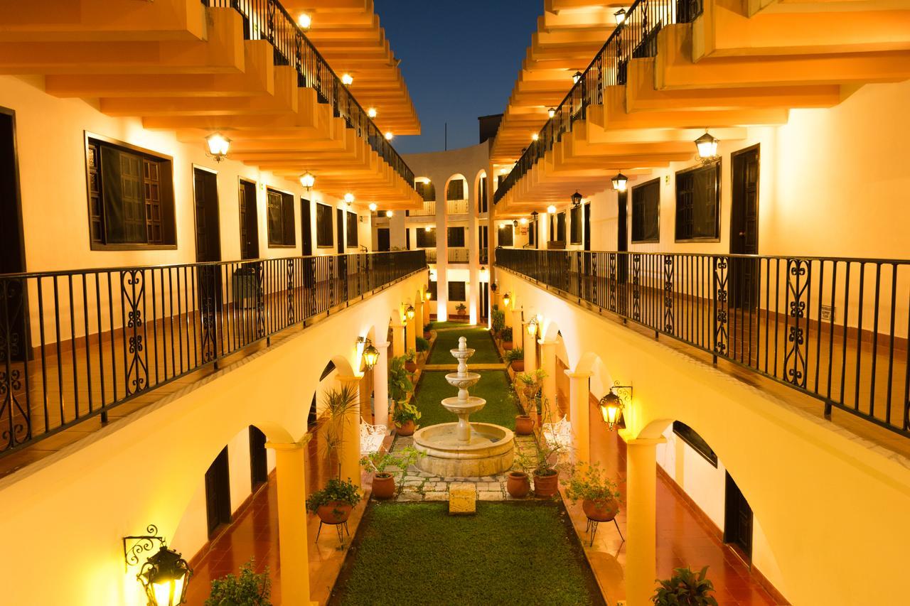 Hotel Zaci วัลลาโดลิด ภายนอก รูปภาพ